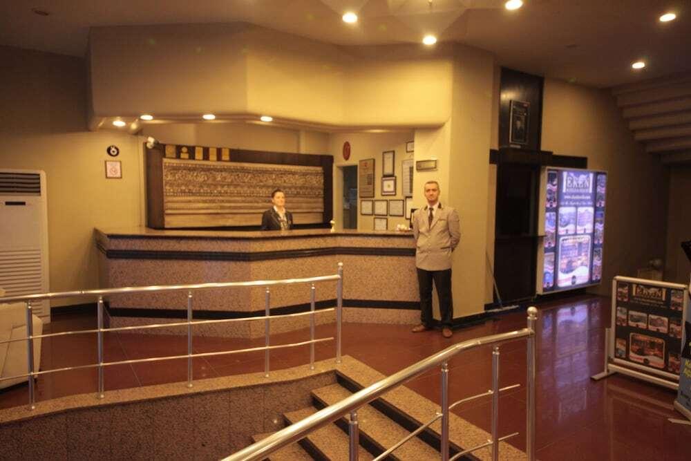 Бандырма: Hotel Eken