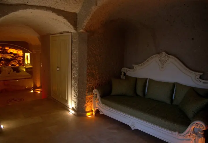Учисар: Hotel  Lalesaray