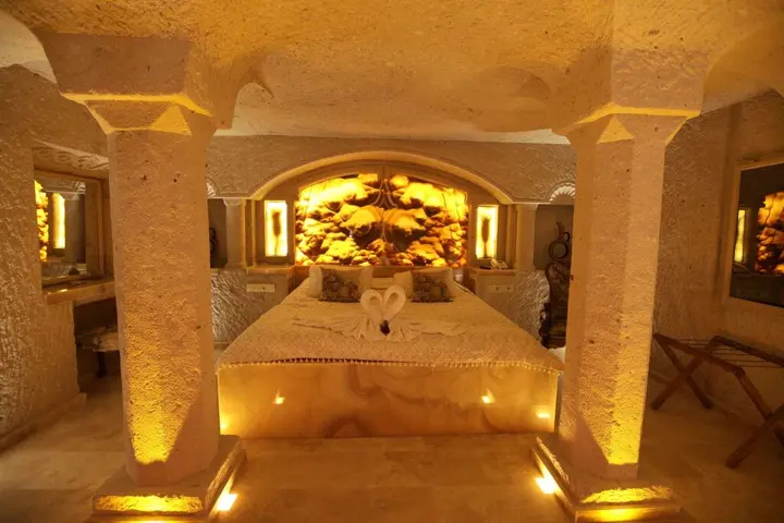 Учисар: Hotel Lalesaray