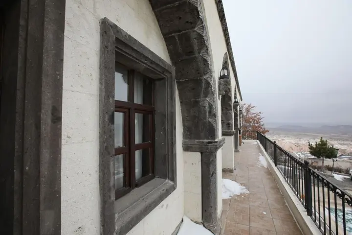 Учисар: Hotel  Lalesaray