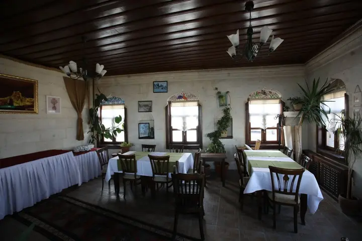 Учисар: Hotel  Lalesaray