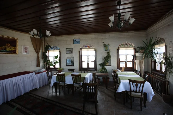 Учисар: Hotel  Lalesaray