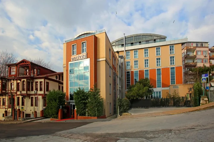 Измит: Wes Hotel Izmit