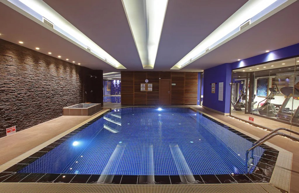 Измит: Wes Hotel Izmit