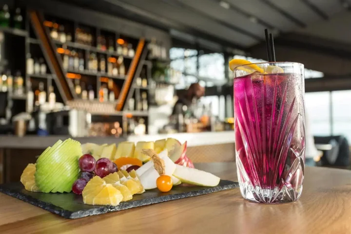Измит: Wes Hotel Izmit