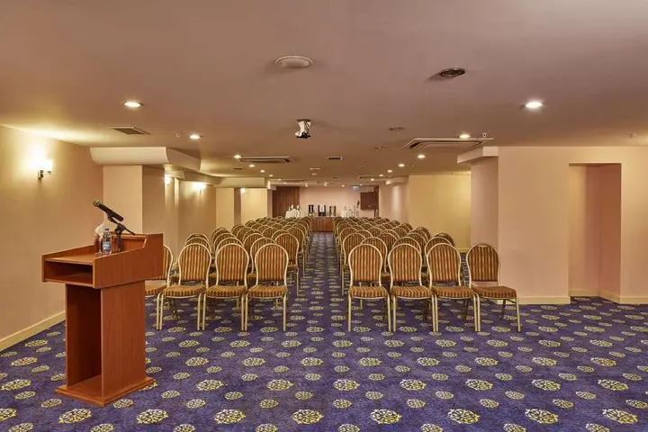 Измир: Doubletree By Hilton Hotel Izmir - Alsancak