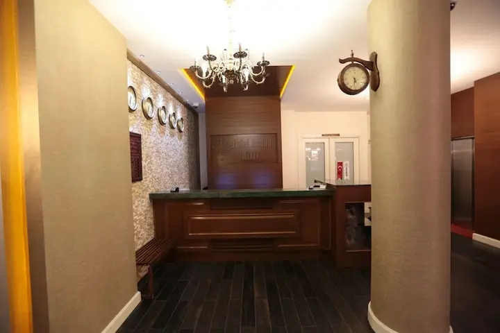 Эрзурум: Grand Hitit