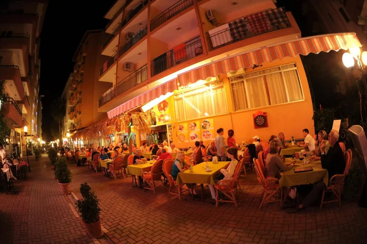 Аланья: Kleopatra Bebek Hotel