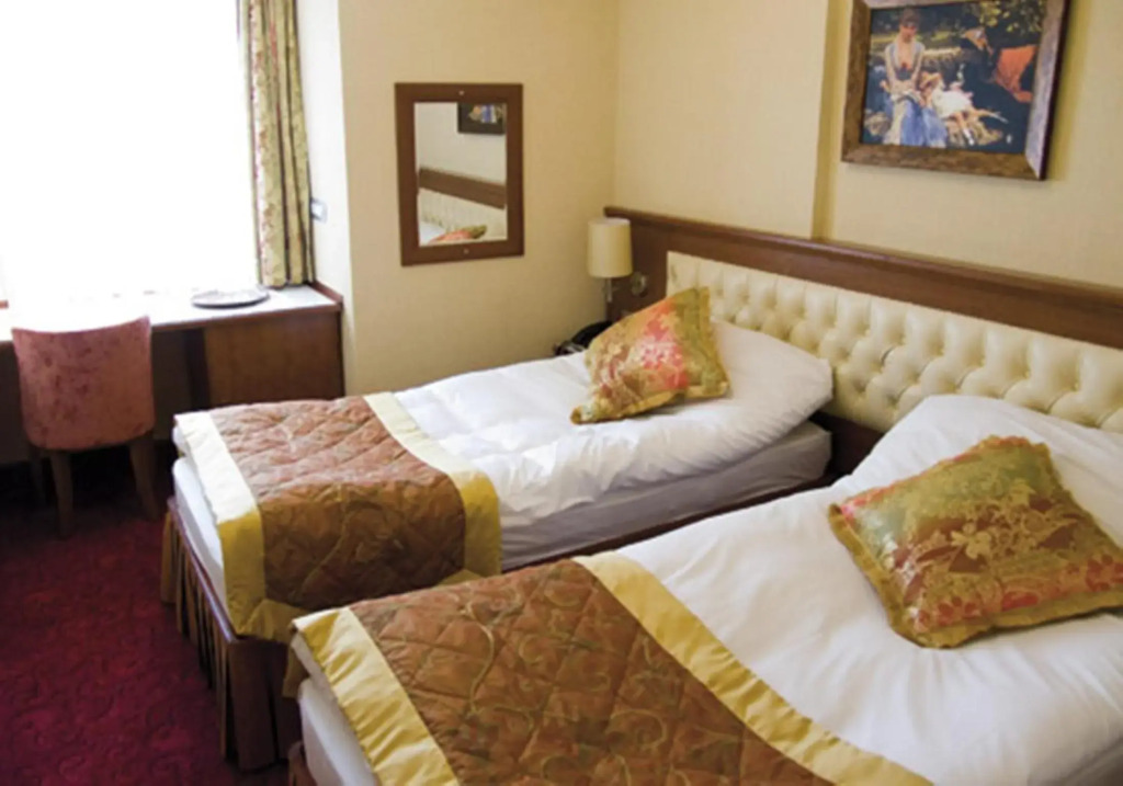 Стамбул: Hotel Linda