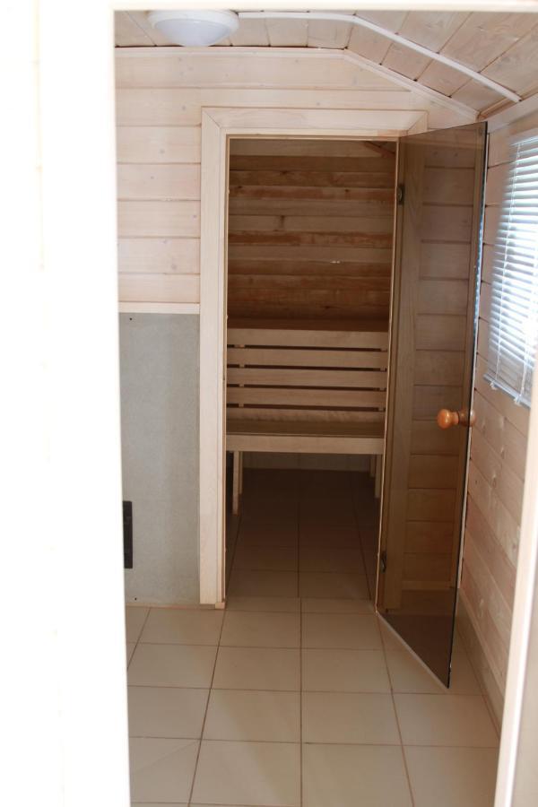 Приморск: Guest house Berezki