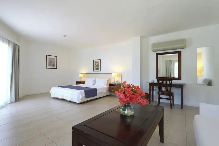 Битез: Sah Hotel