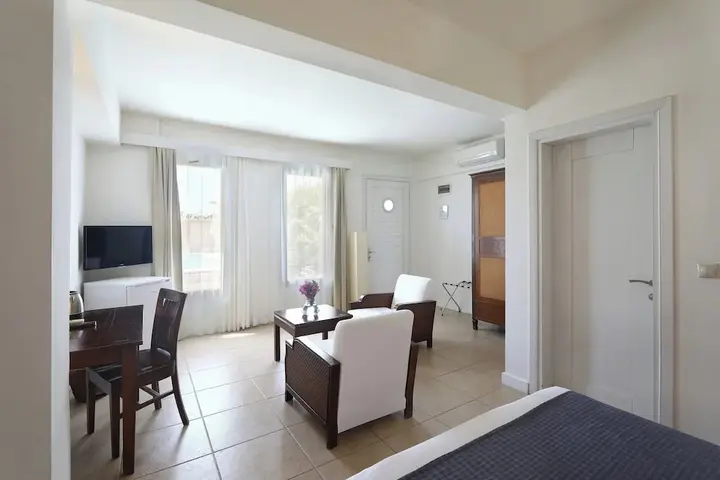 Битез: Sah Hotel