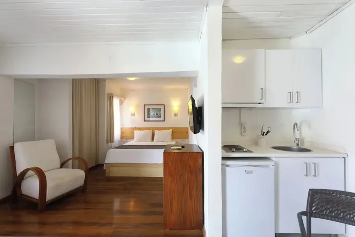 Битез: Sah Hotel