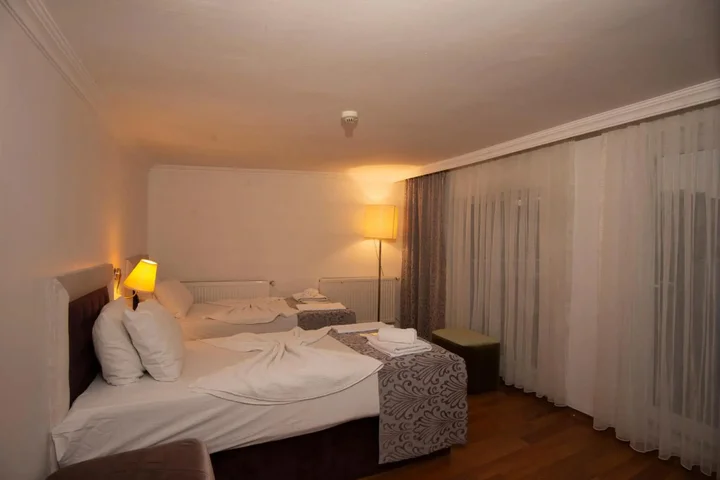 Эскишехир: SRF Hotel