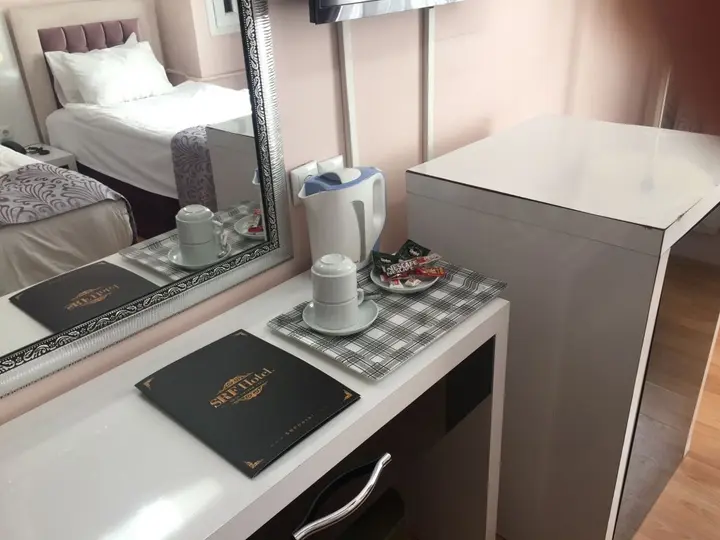 Эскишехир: SRF Hotel