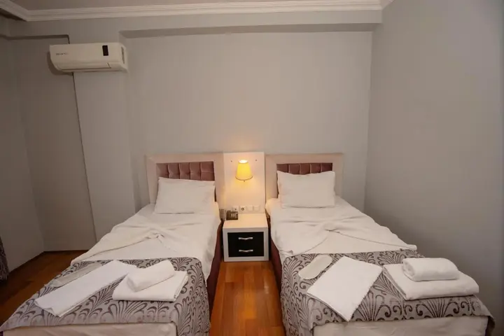 Эскишехир: SRF Hotel