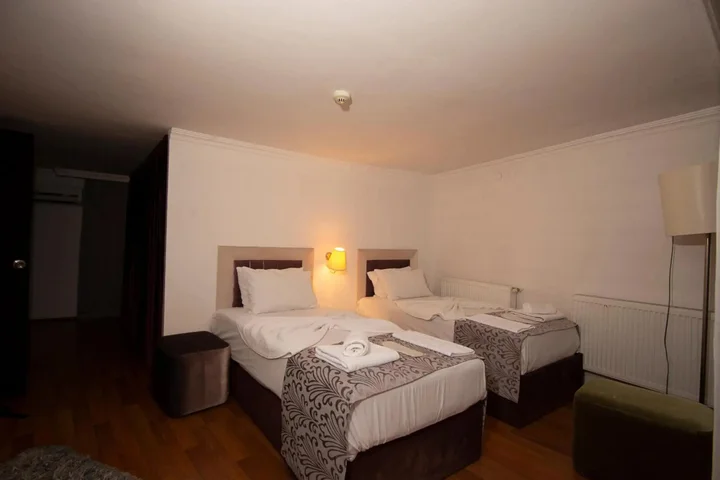 Эскишехир: SRF Hotel