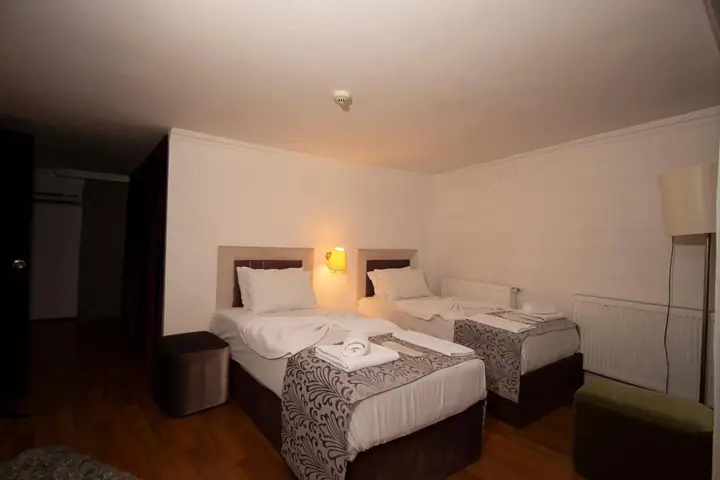 Эскишехир: SRF Hotel
