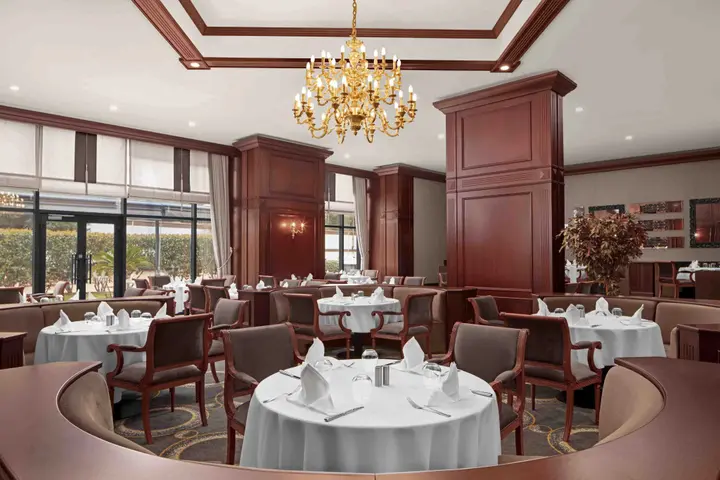 Стамбул: Grand Cevahir Hotel & Convention Center