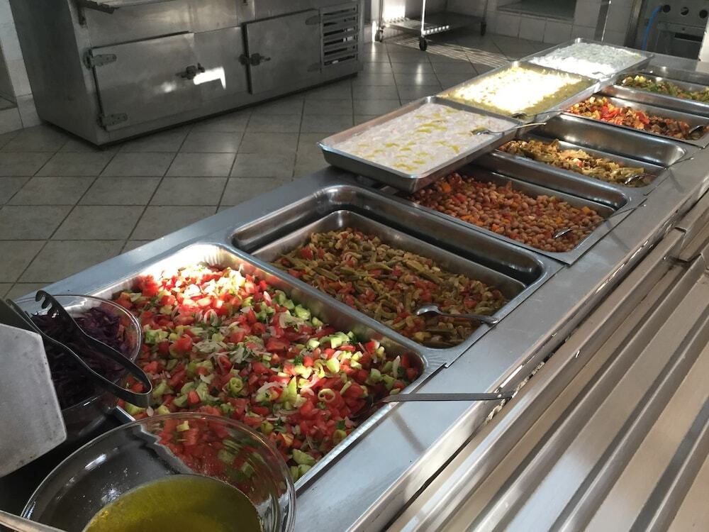 Бурхание: Altin Camp & Park Hotel