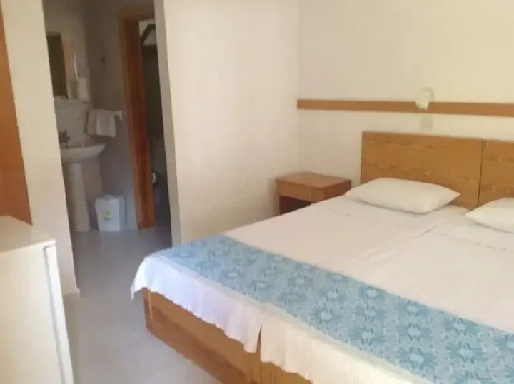 Бурхание: Altin Camp & Park Hotel