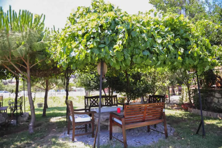 Бозджаада: Aral Tatil Ciftligi