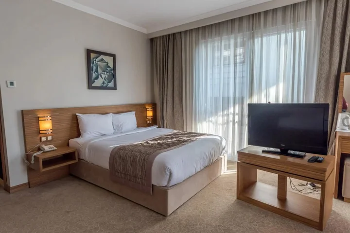 Дюздже: Hotel Almina Park