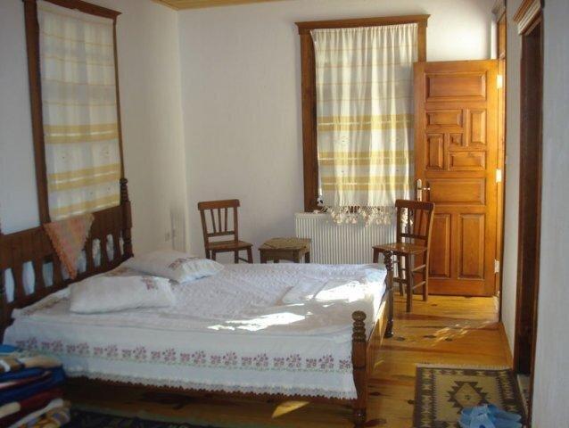 Салихли: Birgi Cinaralti Pension