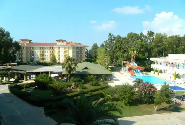 Кемер: Avlu Hotel