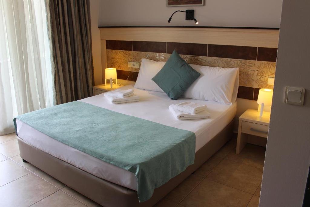 Кемер: Avlu Hotel
