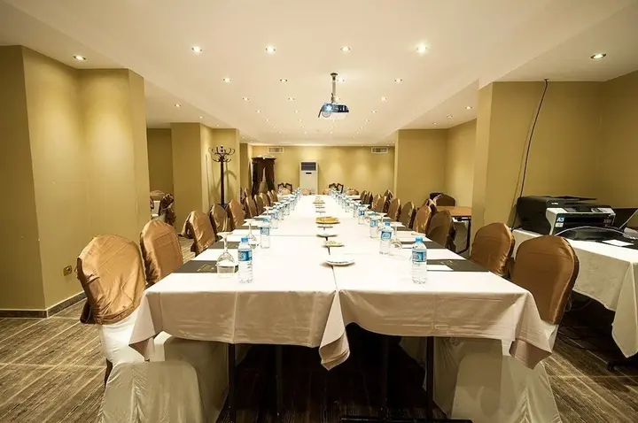 Адана: Kaya Premium Hotel