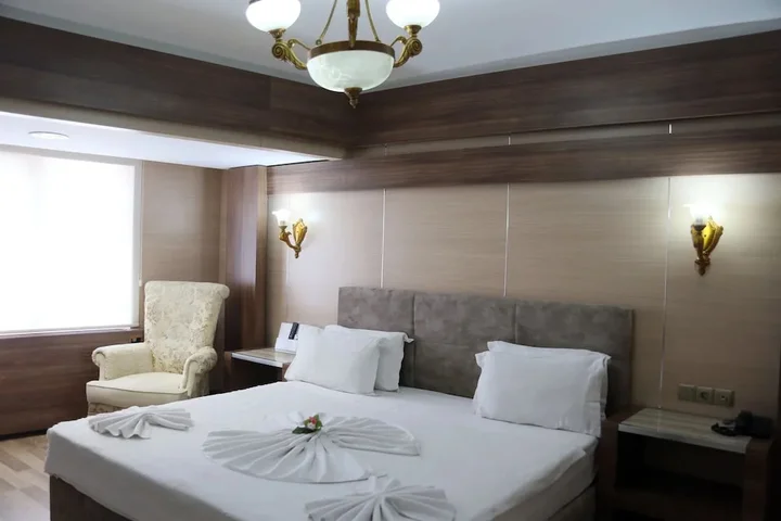 Испарта: Basmacioglu Hotel - Special Class