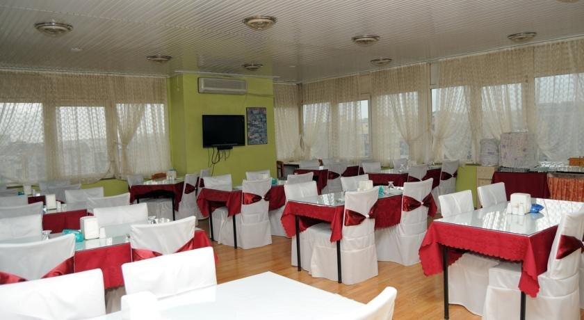 Карахаит: Mesut Hotel