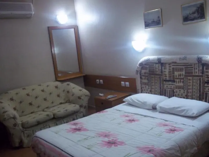 Карахаит: Mesut Hotel