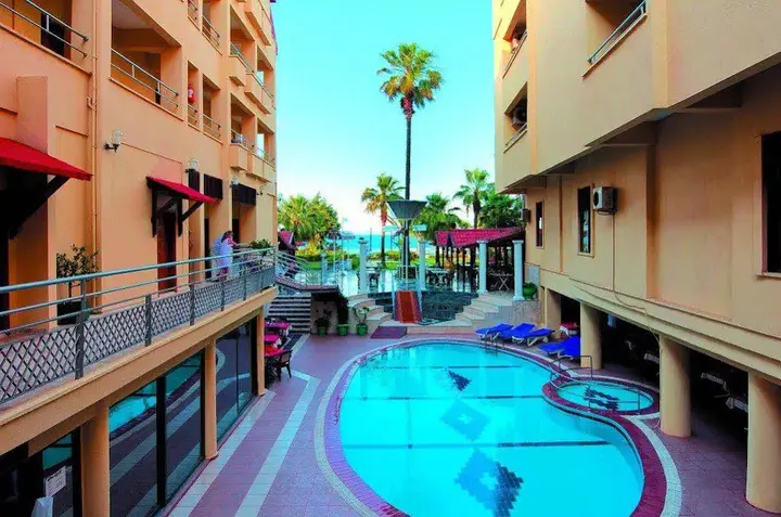 Кемер: Dragos Beach Hotel