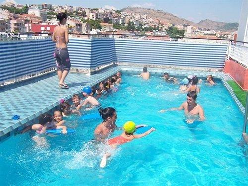 Дикили: Efsane Hotel