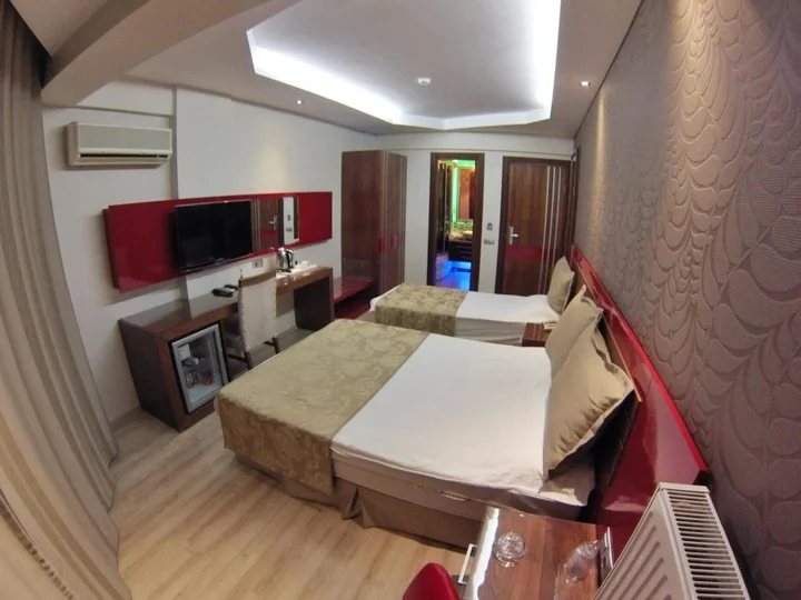 Дикили: Anil Hotel