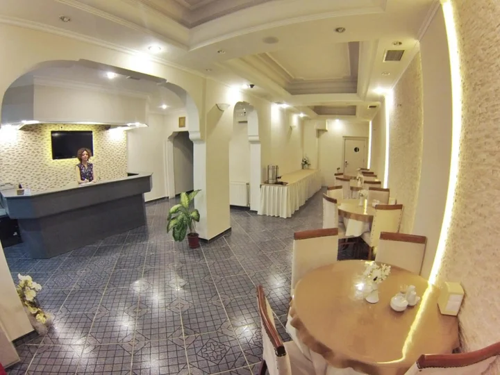 Дикили: Anil Hotel