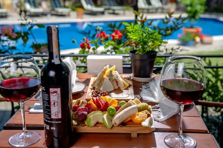 Сайл: Wineport Lodge Agva Riverside Hotel & Winery