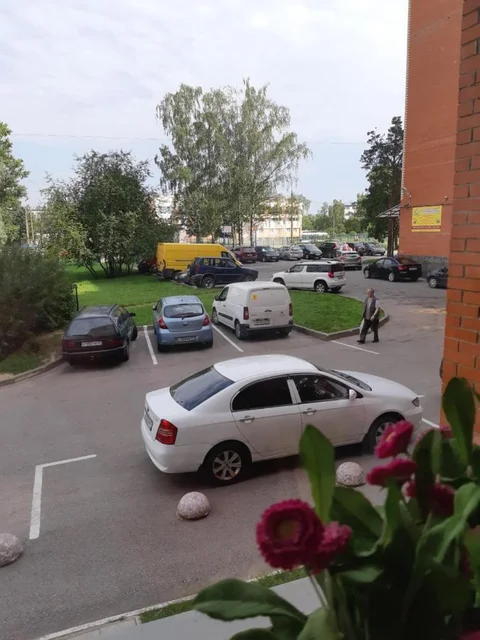 Луга: Apartment on Uritskogo 76