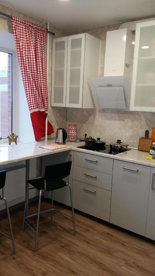 Луга: Apartment on Uritskogo 76
