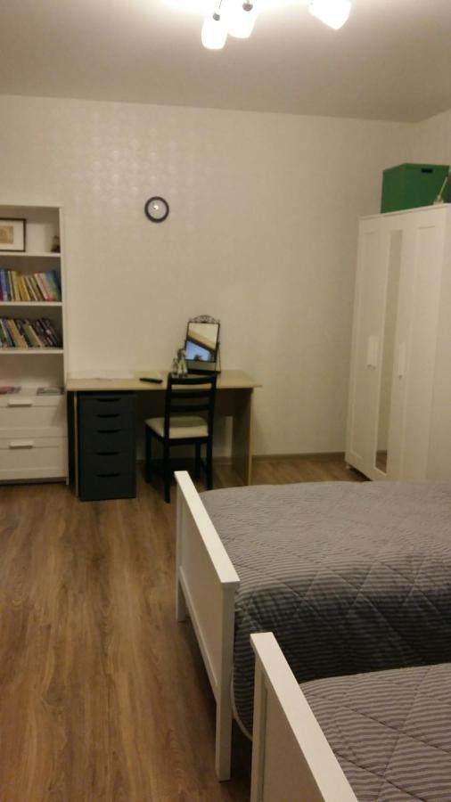 Луга: Apartment on Uritskogo 76