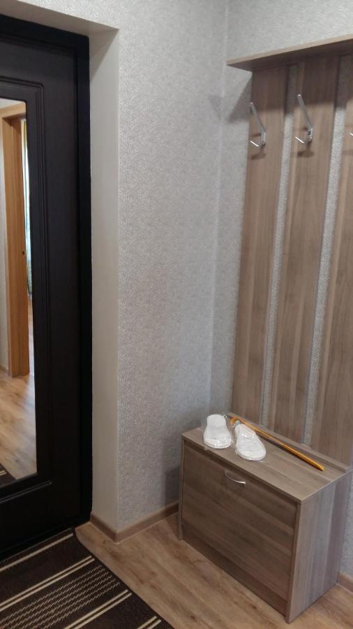 Луга: Apartment on Uritskogo 76