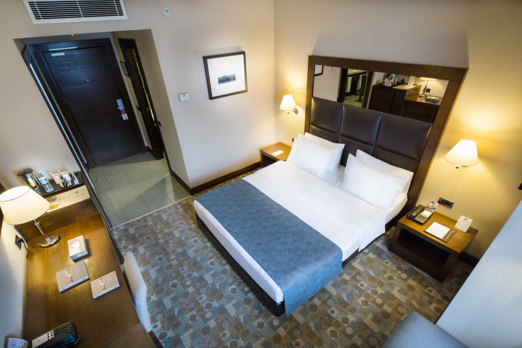 Стамбул: Midtown Hotel