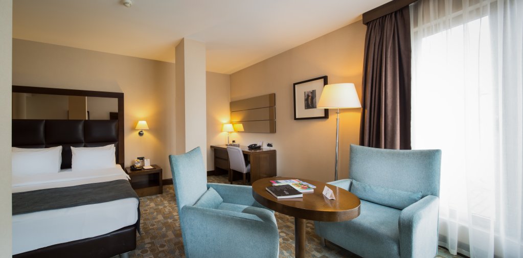 Стамбул: Midtown Hotel