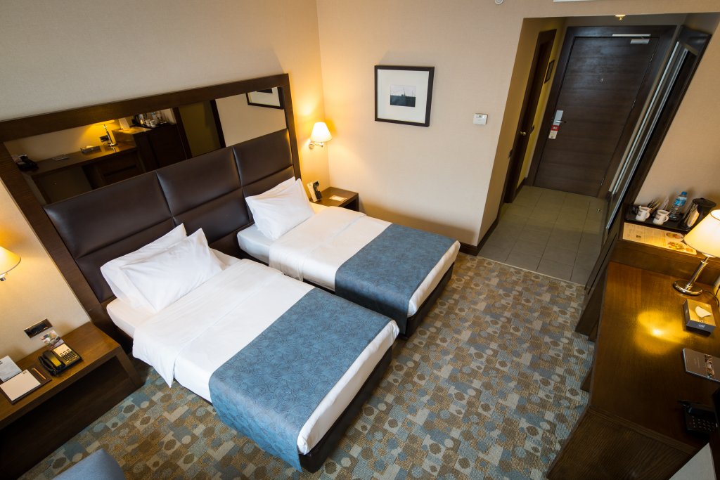 Стамбул: Midtown Hotel
