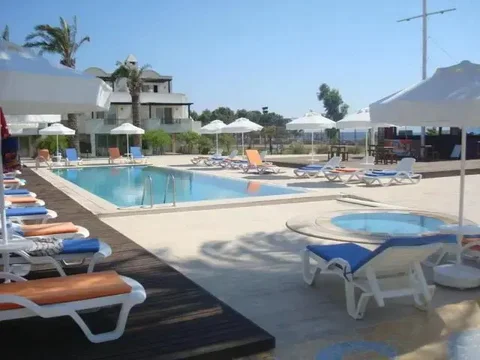 Тургутрейс: Sea And You Beach Resort