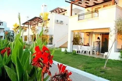 Тургутрейс: Sea And You Beach Resort