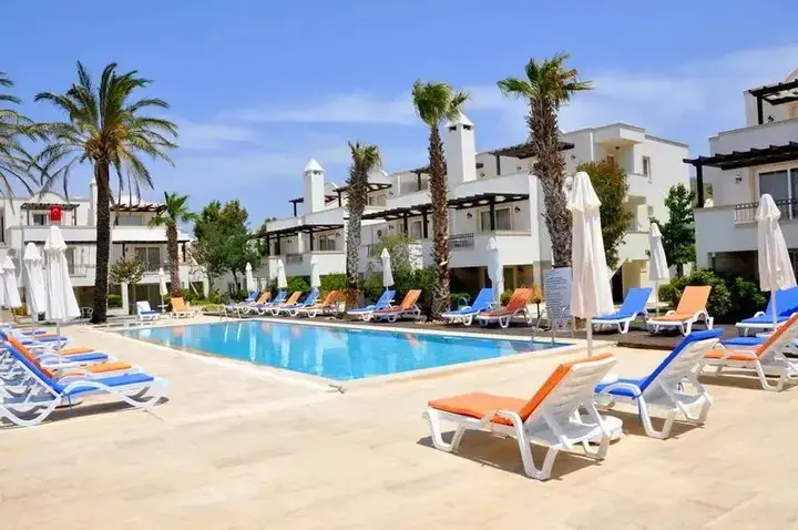 Тургутрейс: Sea And You Beach Resort
