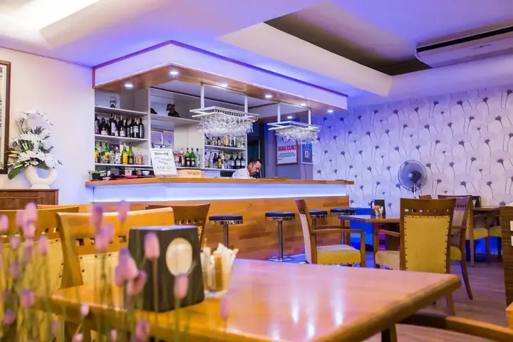 Кушадасы: Derici Hotel
